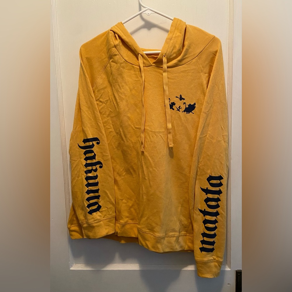 Disney’s Lion King Sweatshirt XL